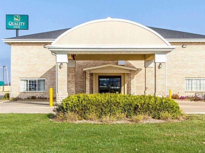 Quality Inn Pontiac Il Buitenkant foto