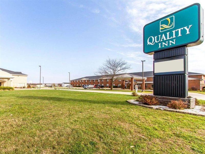 Quality Inn Pontiac Il Buitenkant foto