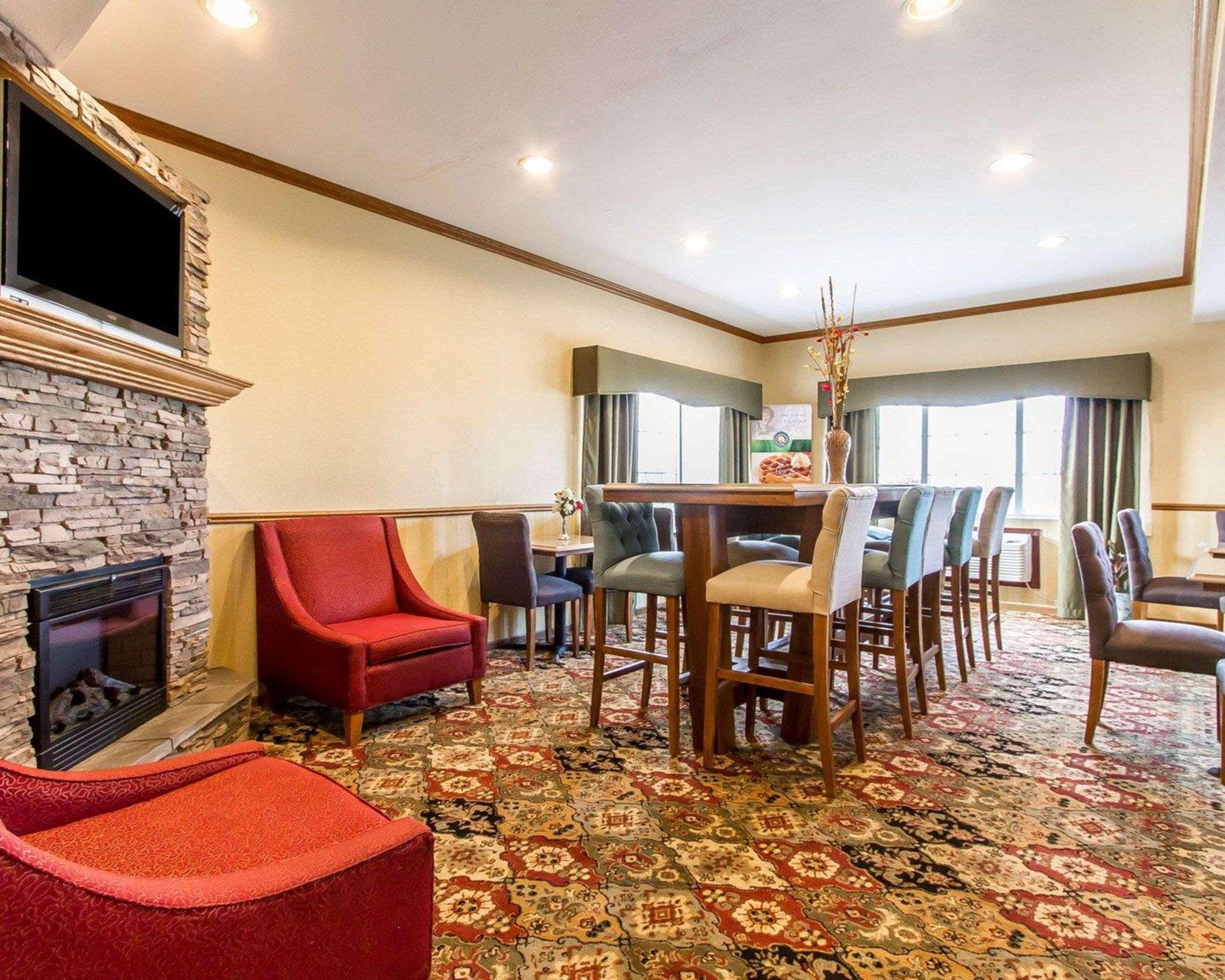 Quality Inn Pontiac Il Buitenkant foto