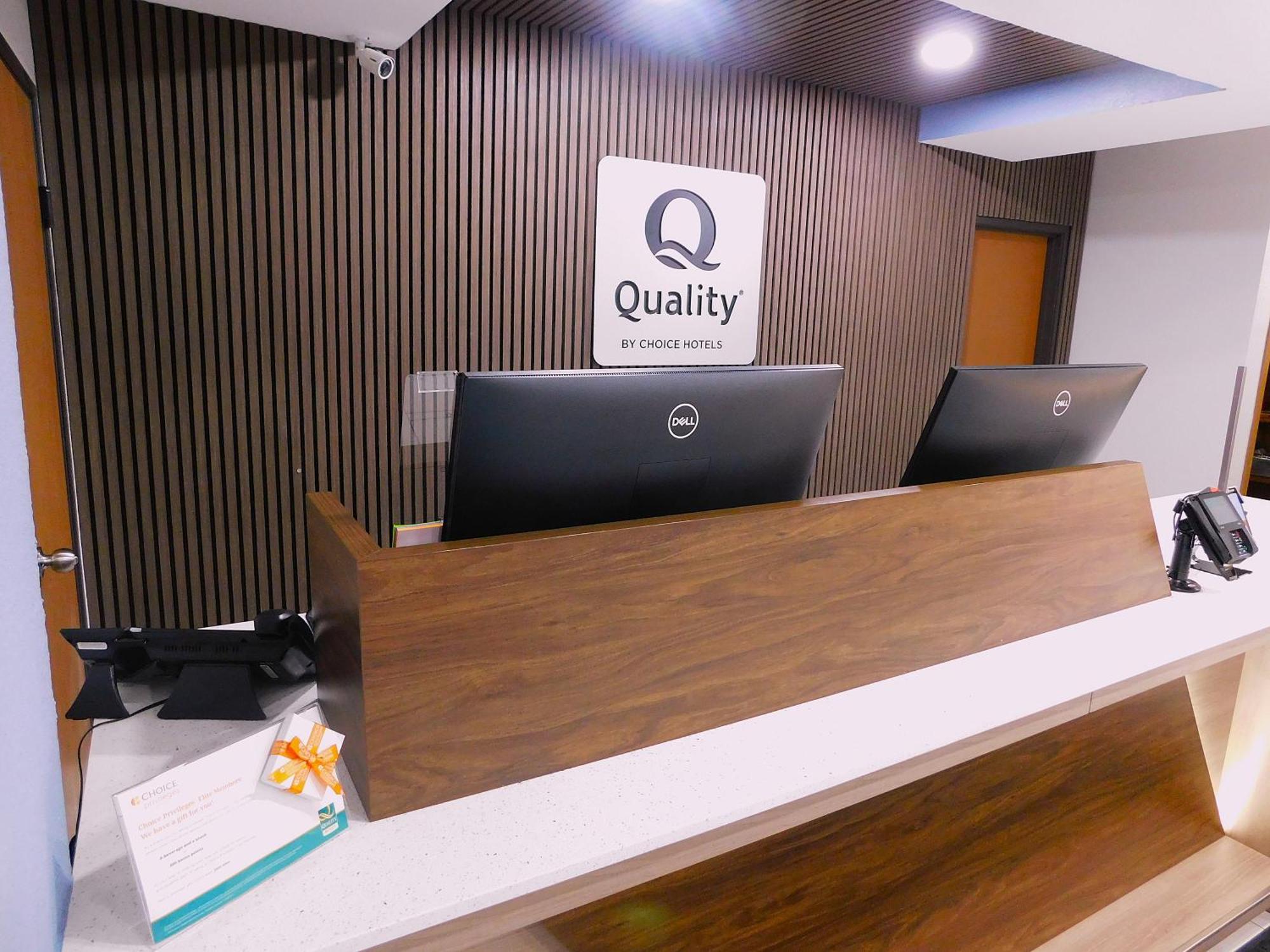 Quality Inn Pontiac Il Buitenkant foto
